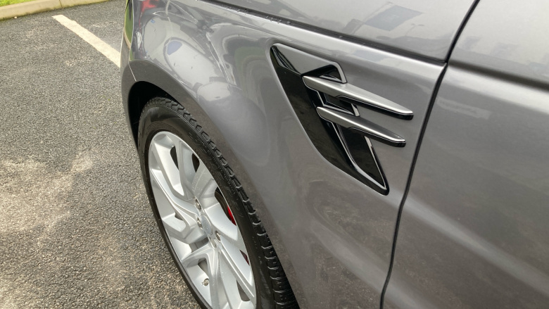 Land Rover Range Rover Sport 2.0 P400e HSE Dynamic 5dr Auto Estate